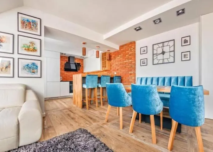 Close-central - One Bedroom With Balcony - Center - Sb12