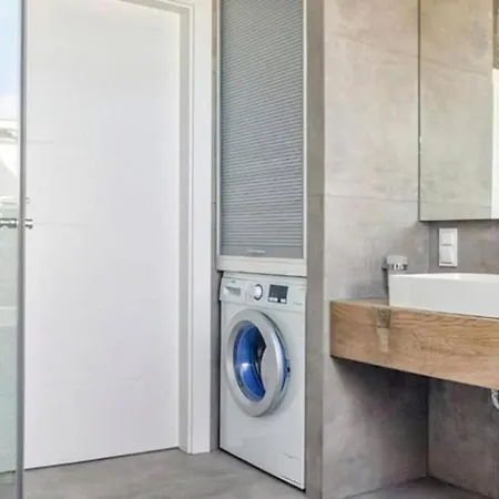 Close-central - One Bedroom With Balcony - Center - Sb12 Gdaňsk